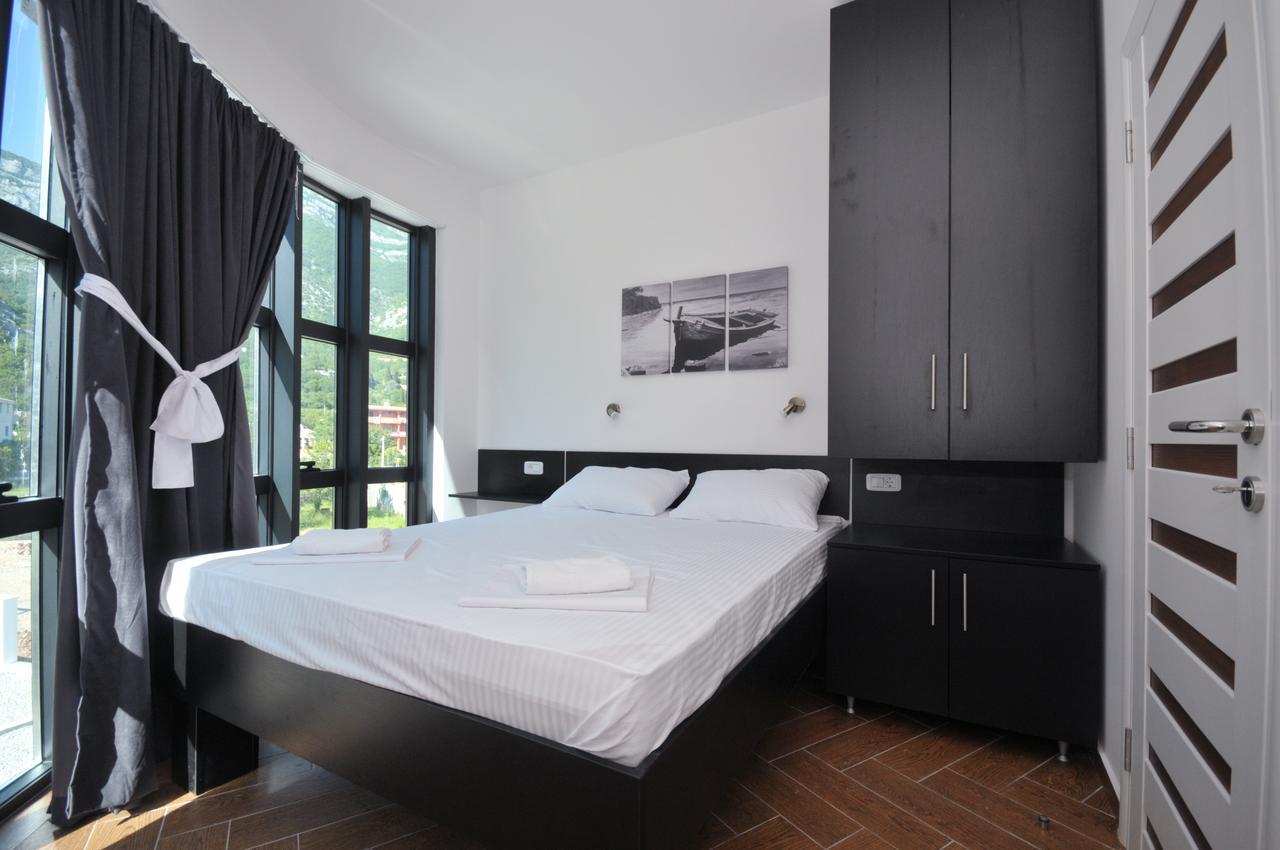 Apartments Jadranski Biser Чань Экстерьер фото