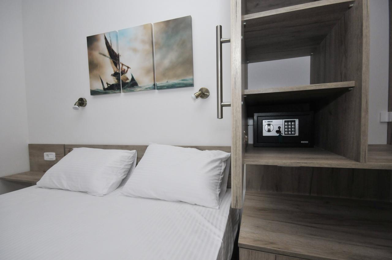 Apartments Jadranski Biser Чань Экстерьер фото