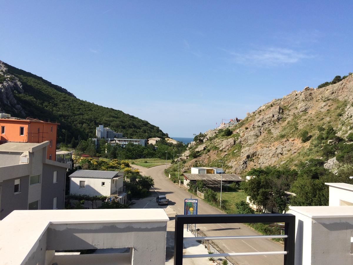 Apartments Jadranski Biser Чань Экстерьер фото